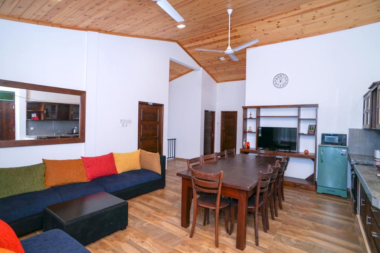 Surf Sea Breeze Apartments Mirissa Exterior foto