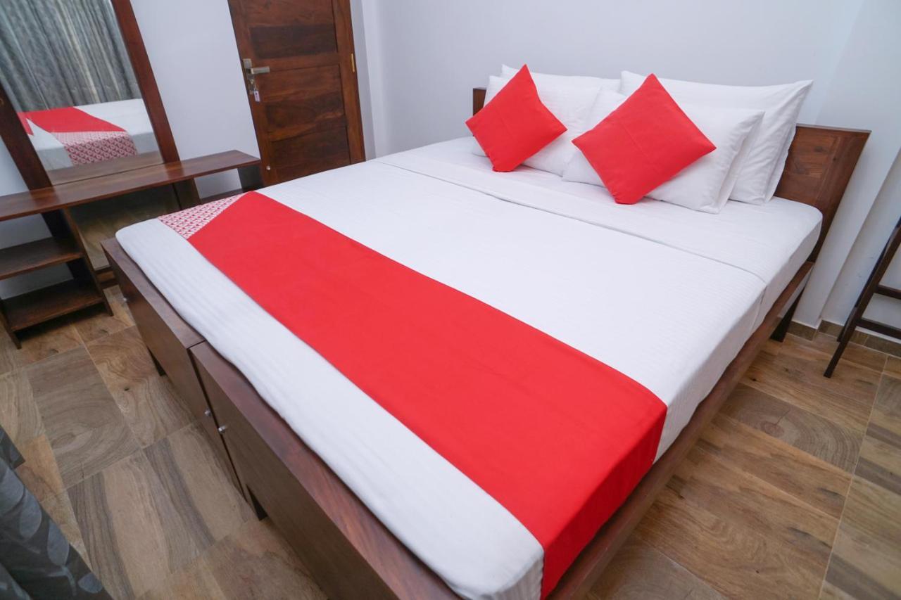Surf Sea Breeze Apartments Mirissa Exterior foto