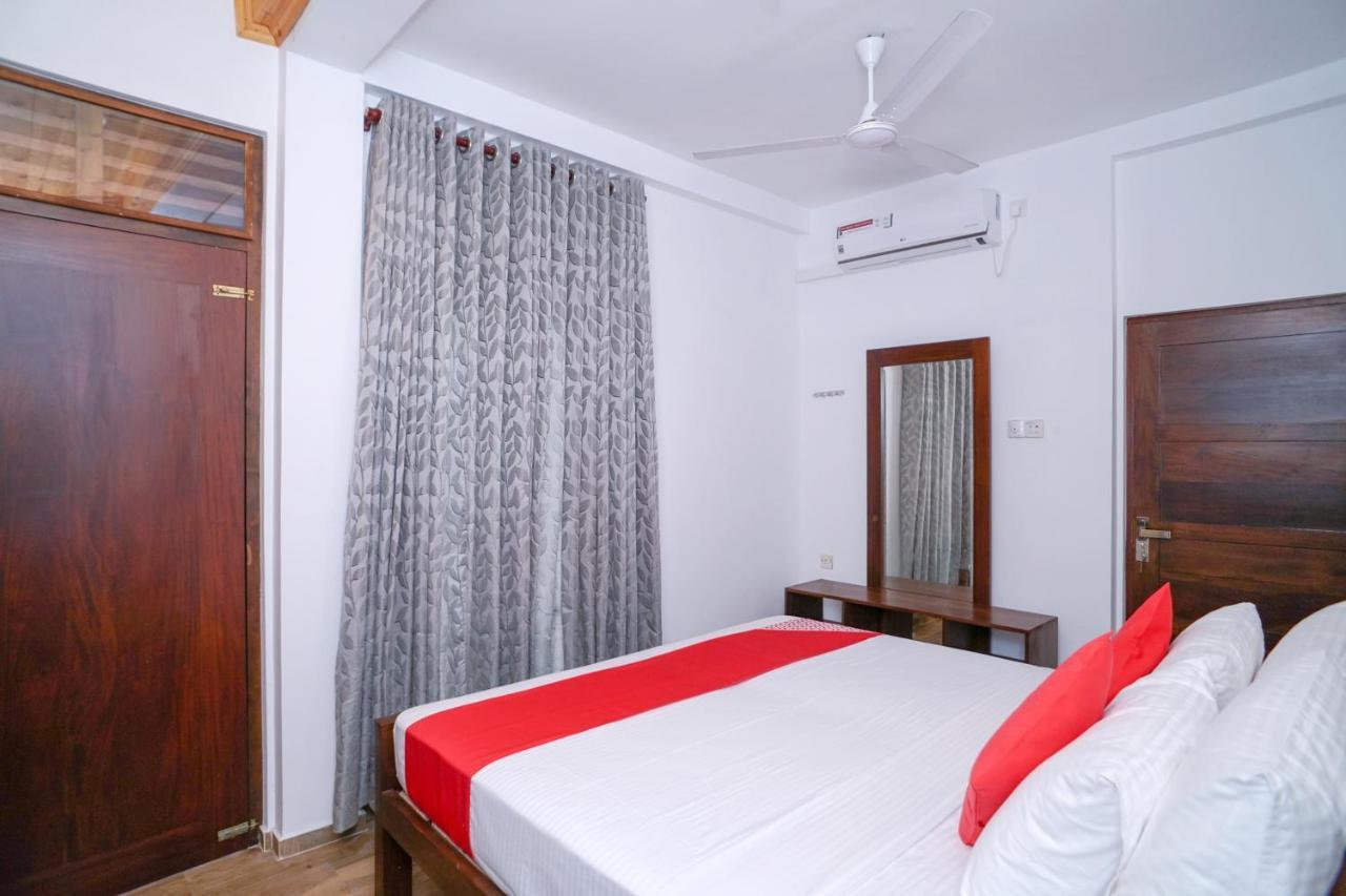 Surf Sea Breeze Apartments Mirissa Exterior foto