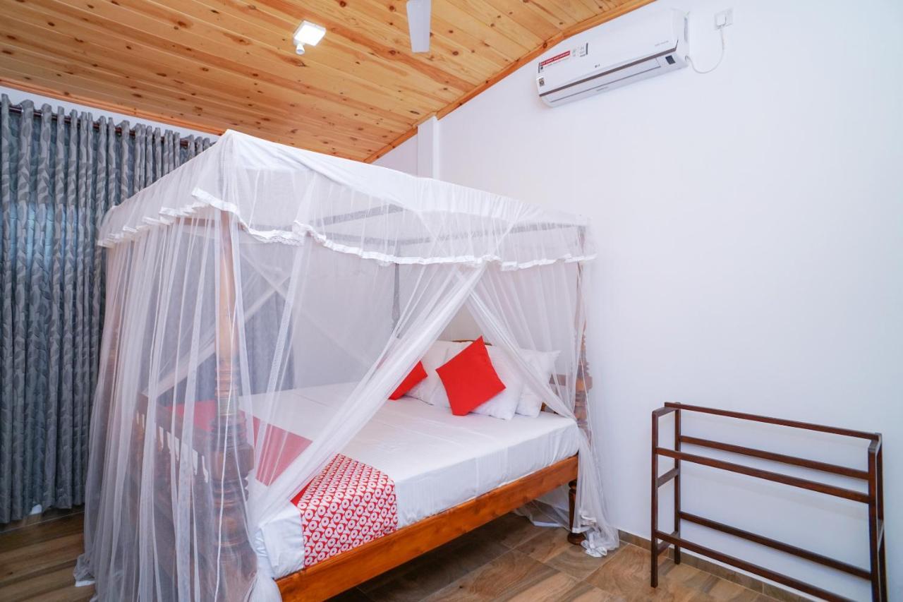 Surf Sea Breeze Apartments Mirissa Exterior foto