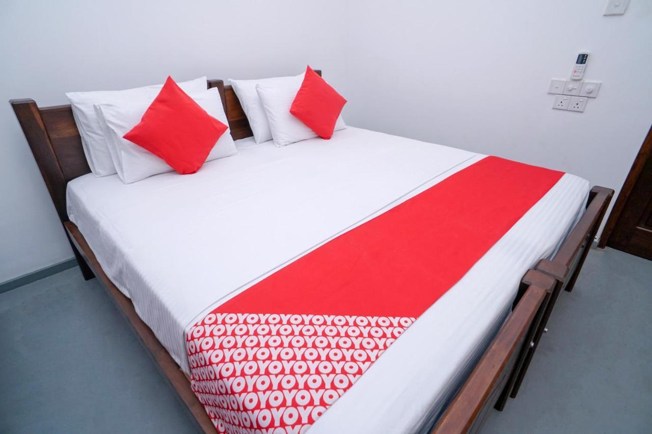 Surf Sea Breeze Apartments Mirissa Exterior foto